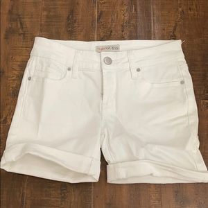 Guess size 26 white denim midi shorts